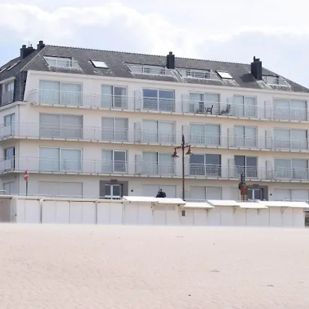 Sleek W Dual Terraces De Haan